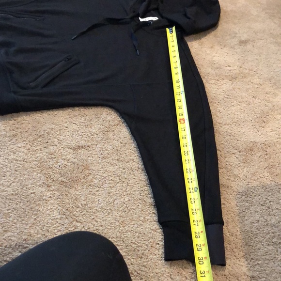 Athleta Cropped Sweatshirt, XL - Picture 10 of 12